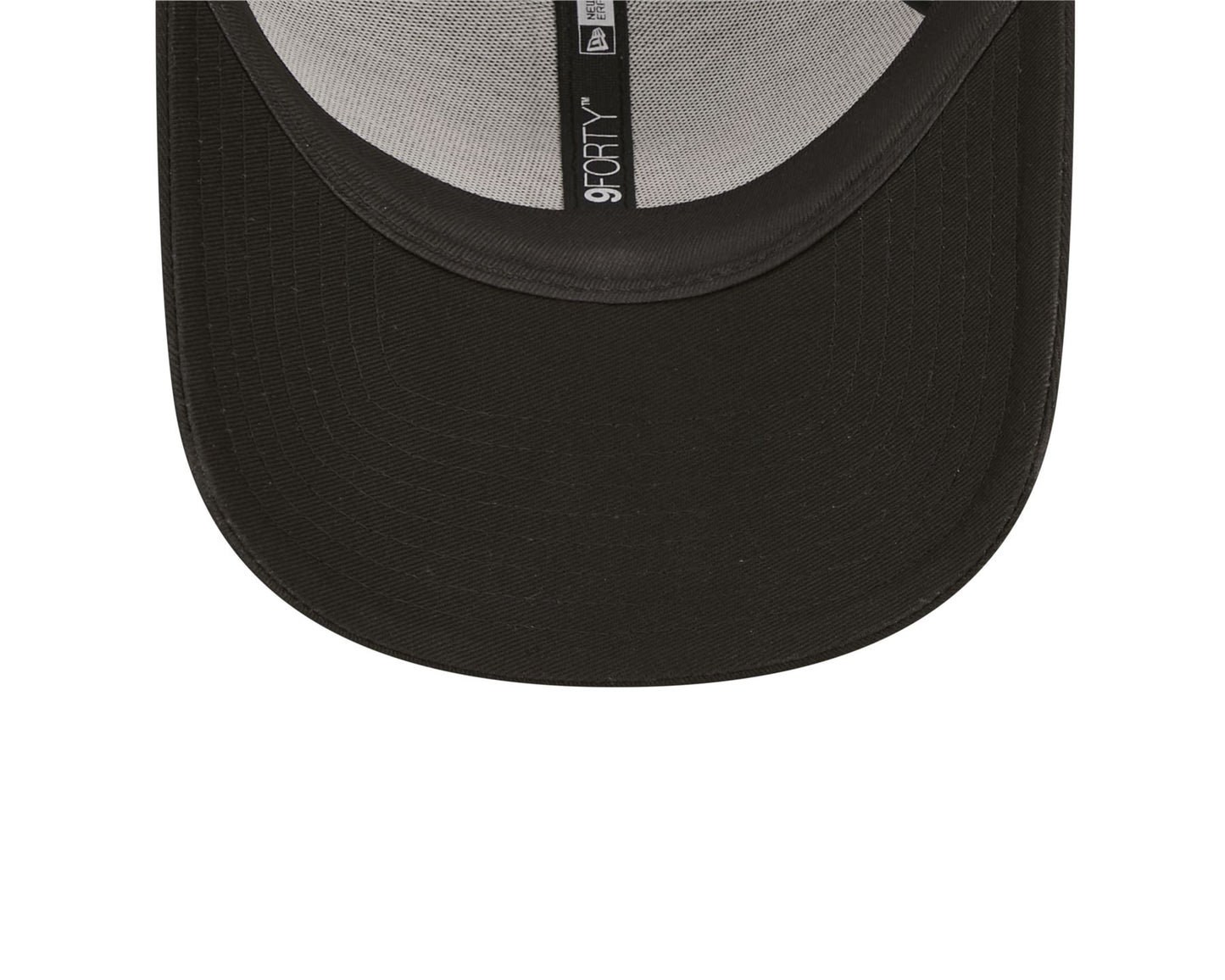 New Era Mens 9Forty Seasonal Infill Cap ~ Chicago Bulls Black