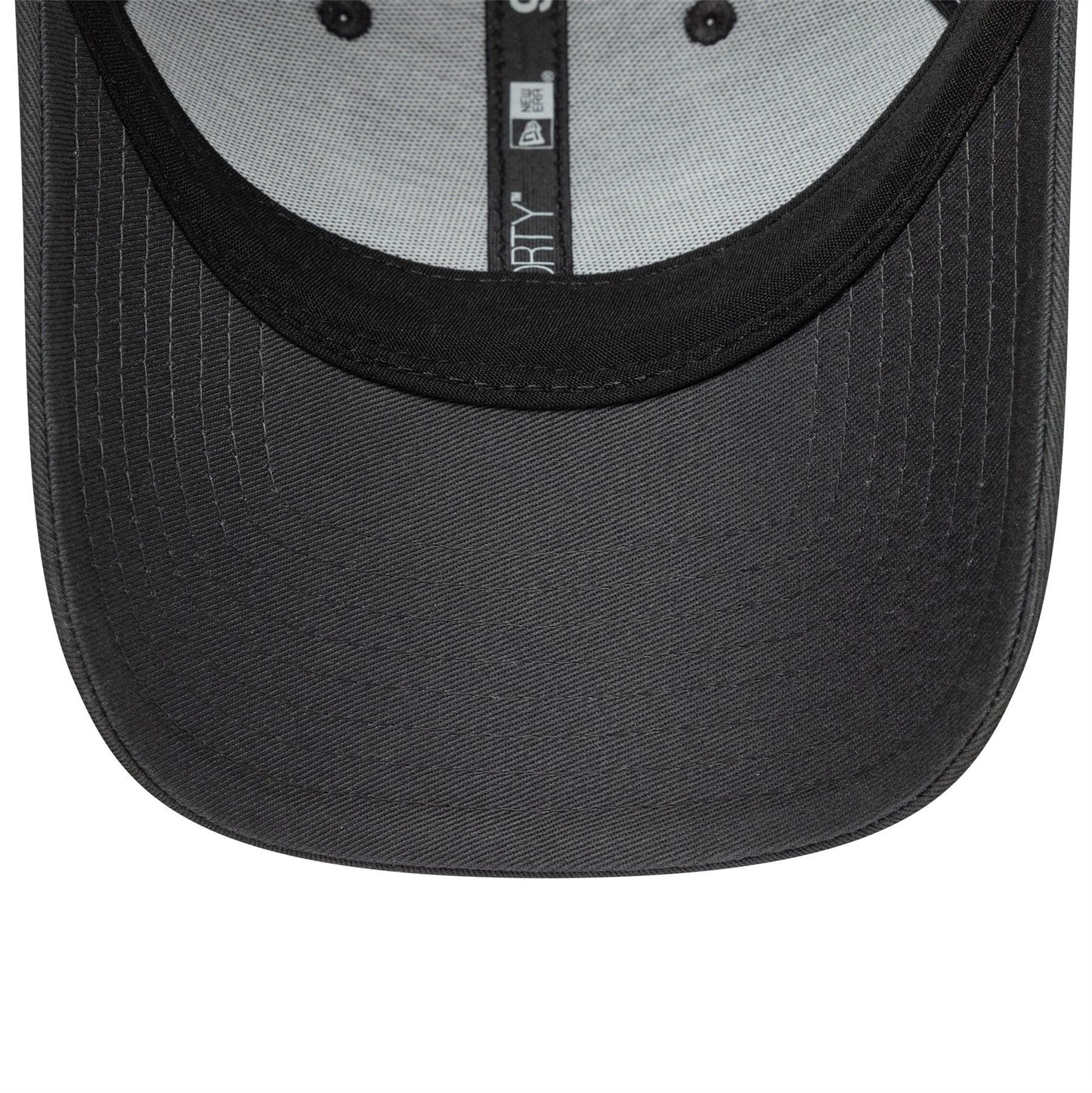 Chicago Bulls NBA Dark Grey 9FORTY Trucker Adjustable Cap