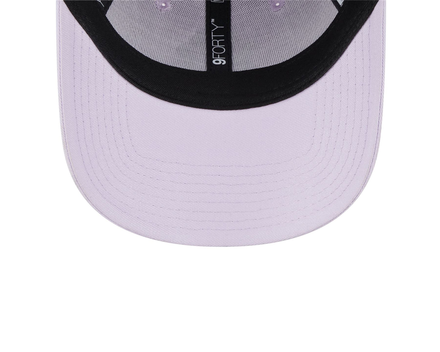 New Era Womens League Essential 9Forty Cap ~ New York Yankees lilac