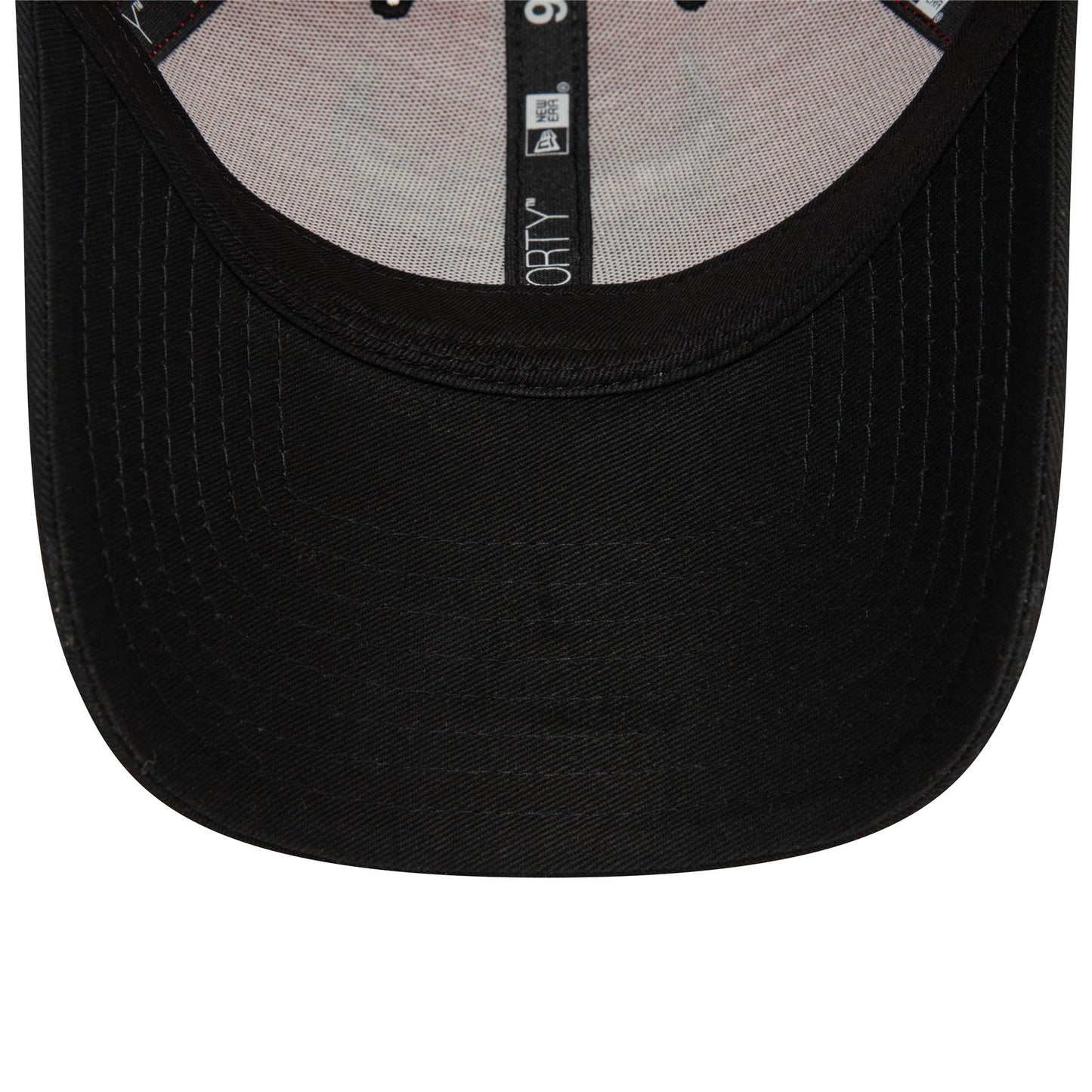 New Era Mens NBA Side Patch 9Forty Cap ~ Chicago Bulls red