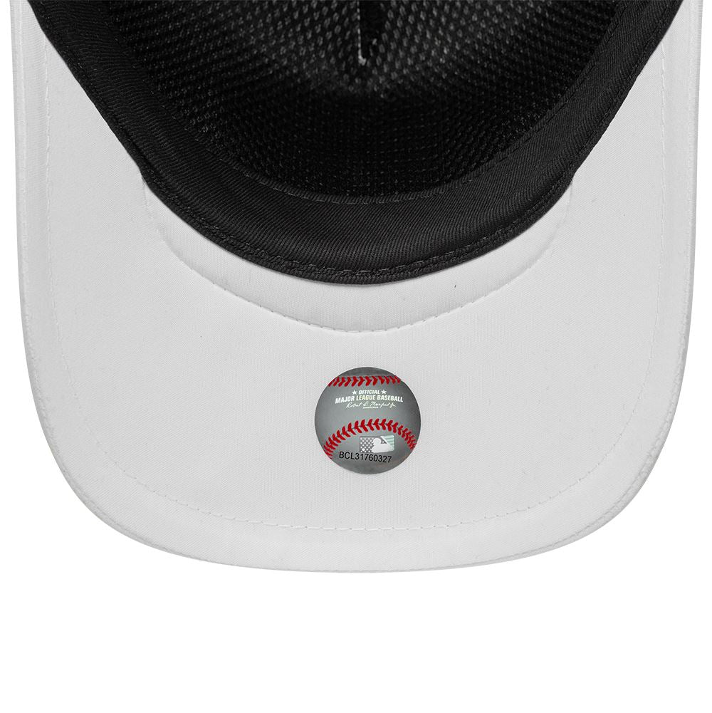 LA Dodgers MLB Sporty White 9FORTY Apex Adjustable Cap