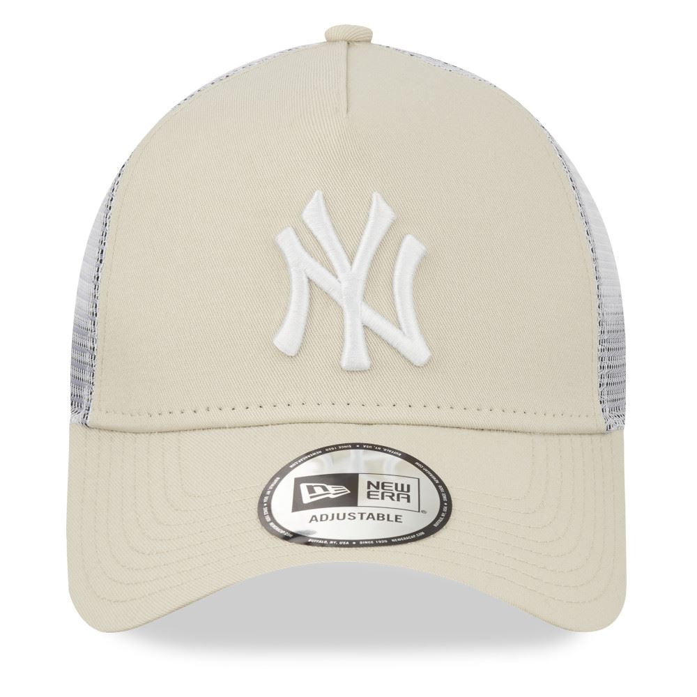 New Era Men's Essential AF Trucker Cap ~ New York Yankees stone