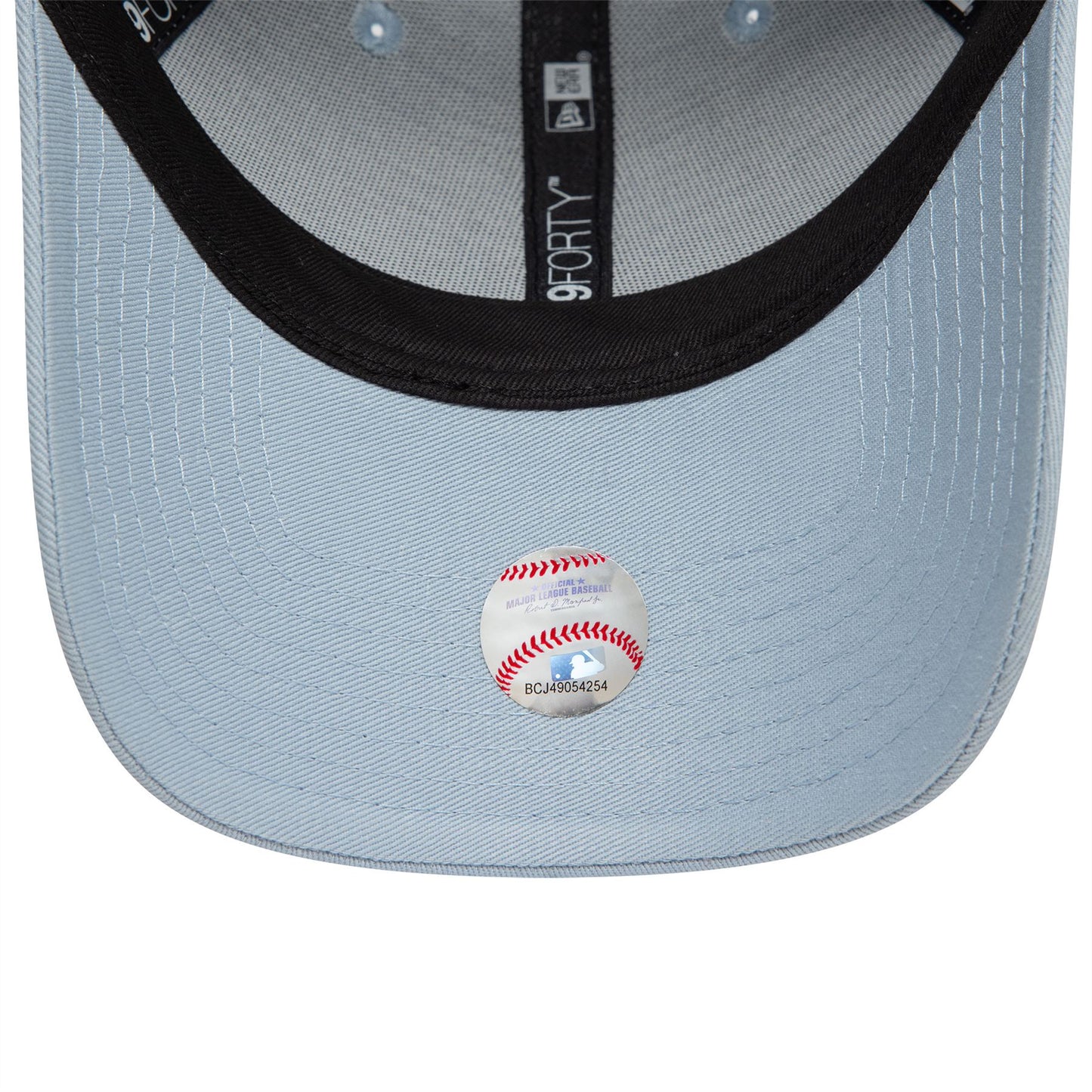 New York Yankees League Essential Pastel Blue 9FORTY Adjustable Cap