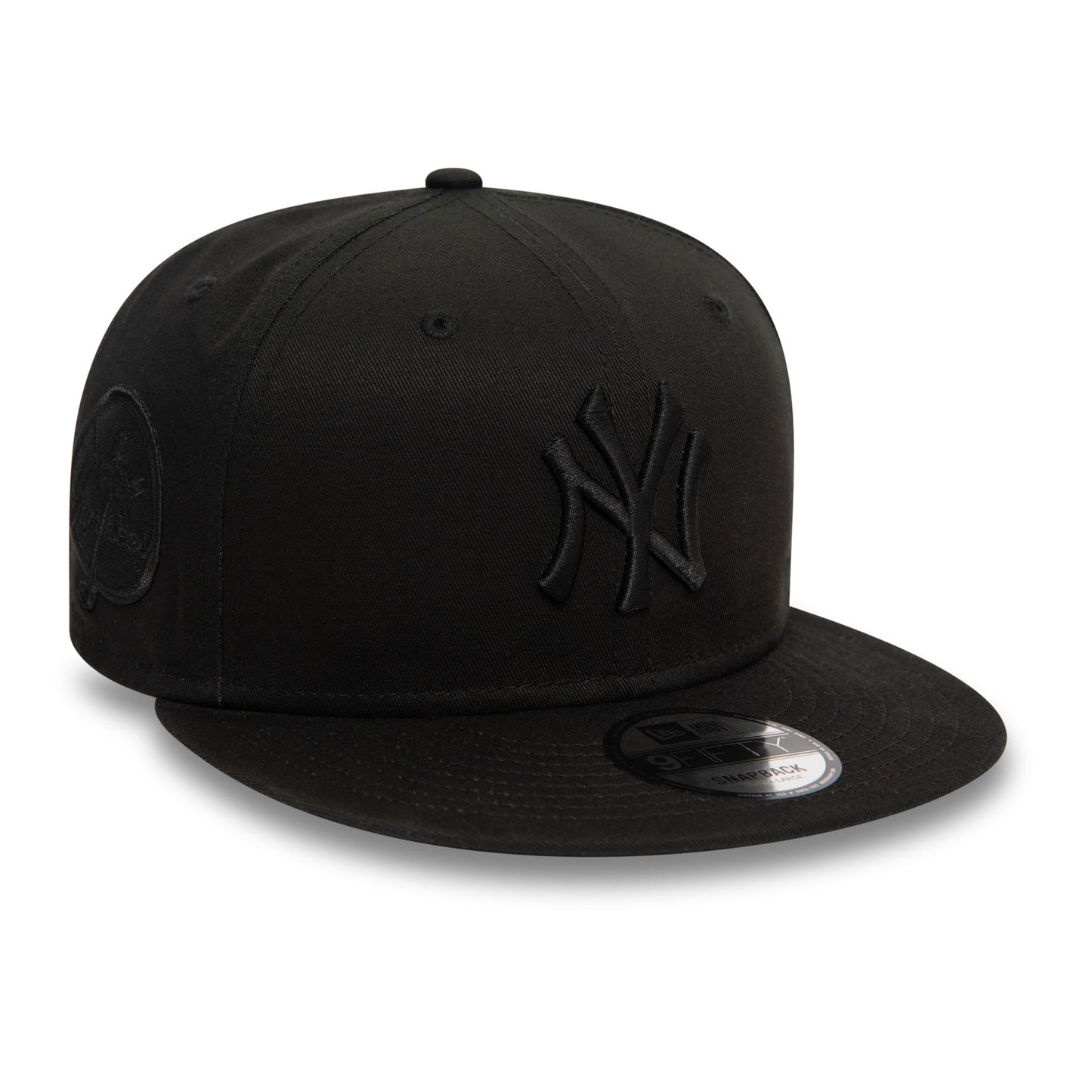 New Era Mens Monochrome 9Fifty Cap ~ New York Yankees black