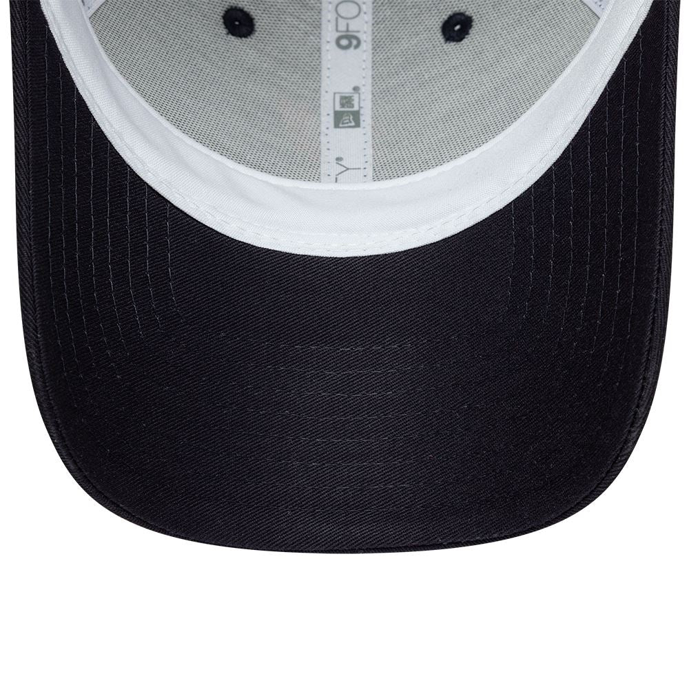 Liverpool FC Navy Blue 9Forty Trucker Adjustable Cap