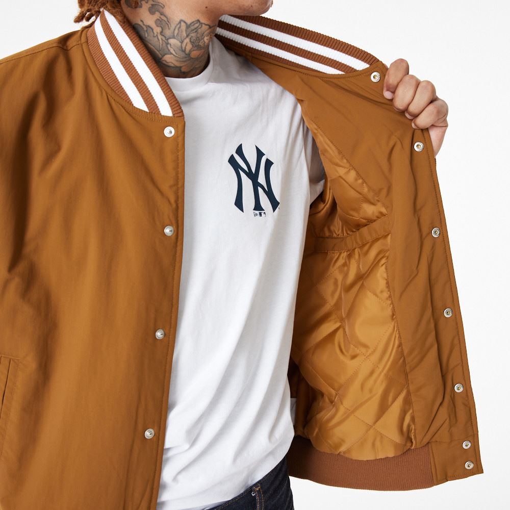 New Era Mens MLB Varsity Bomber Jacket ~ New York Yankees brown
