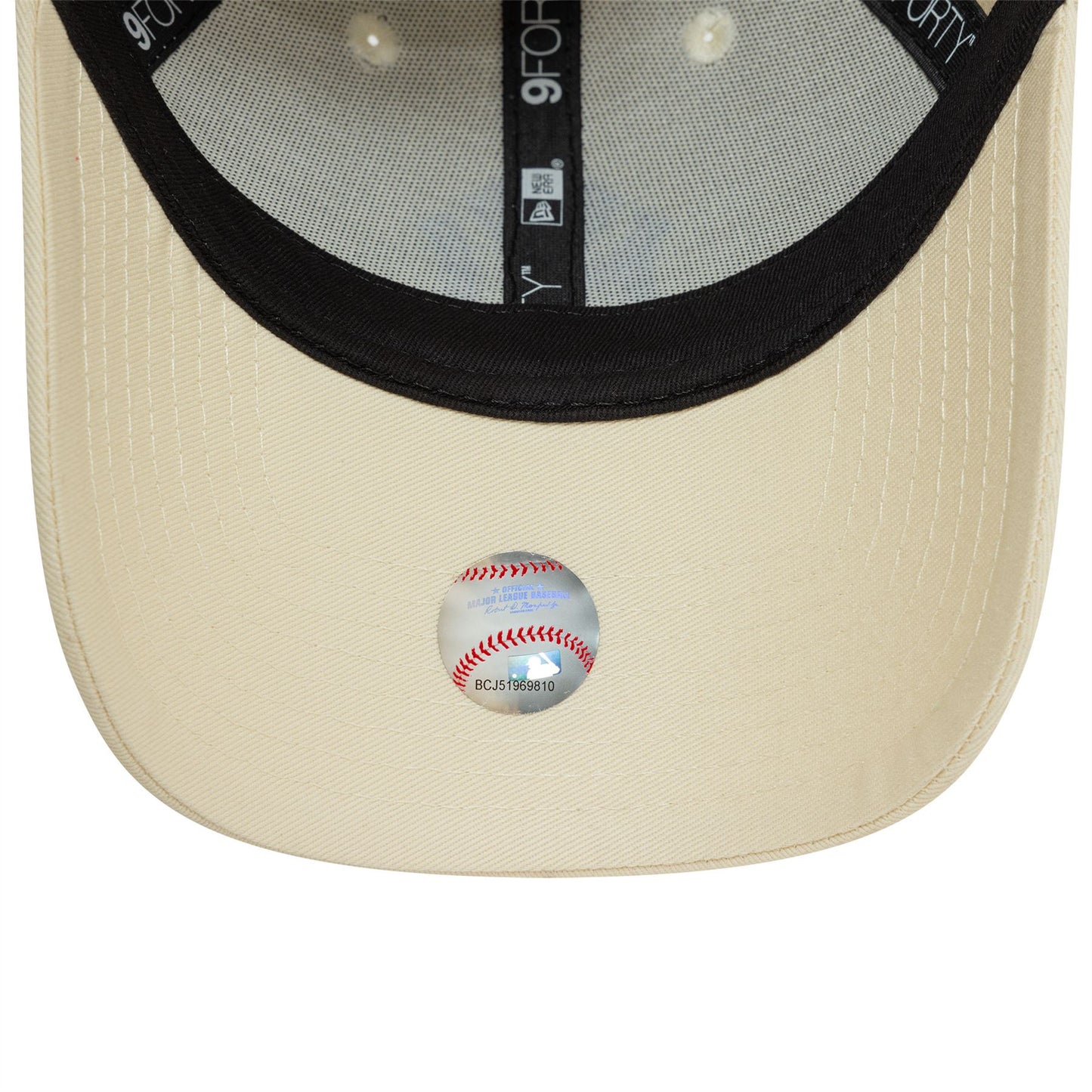 New York Yankees Womens League Essential Cream 9FORTY Adjustable Cap