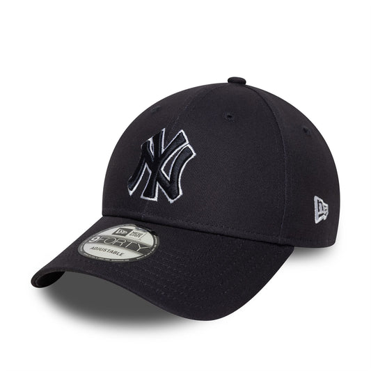 New York Yankees Outline 9Forty Adjustable Navy Cap