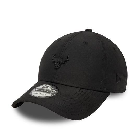 Chicago Bulls NBA Pin Black 9FORTY Adjustable New Era Cap