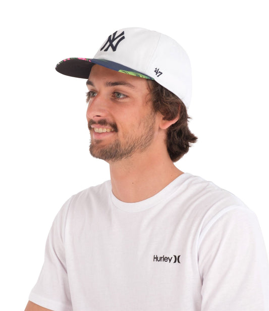 Hurley Men's Snapback 47 Captain Cap ~ New York Yankees white
