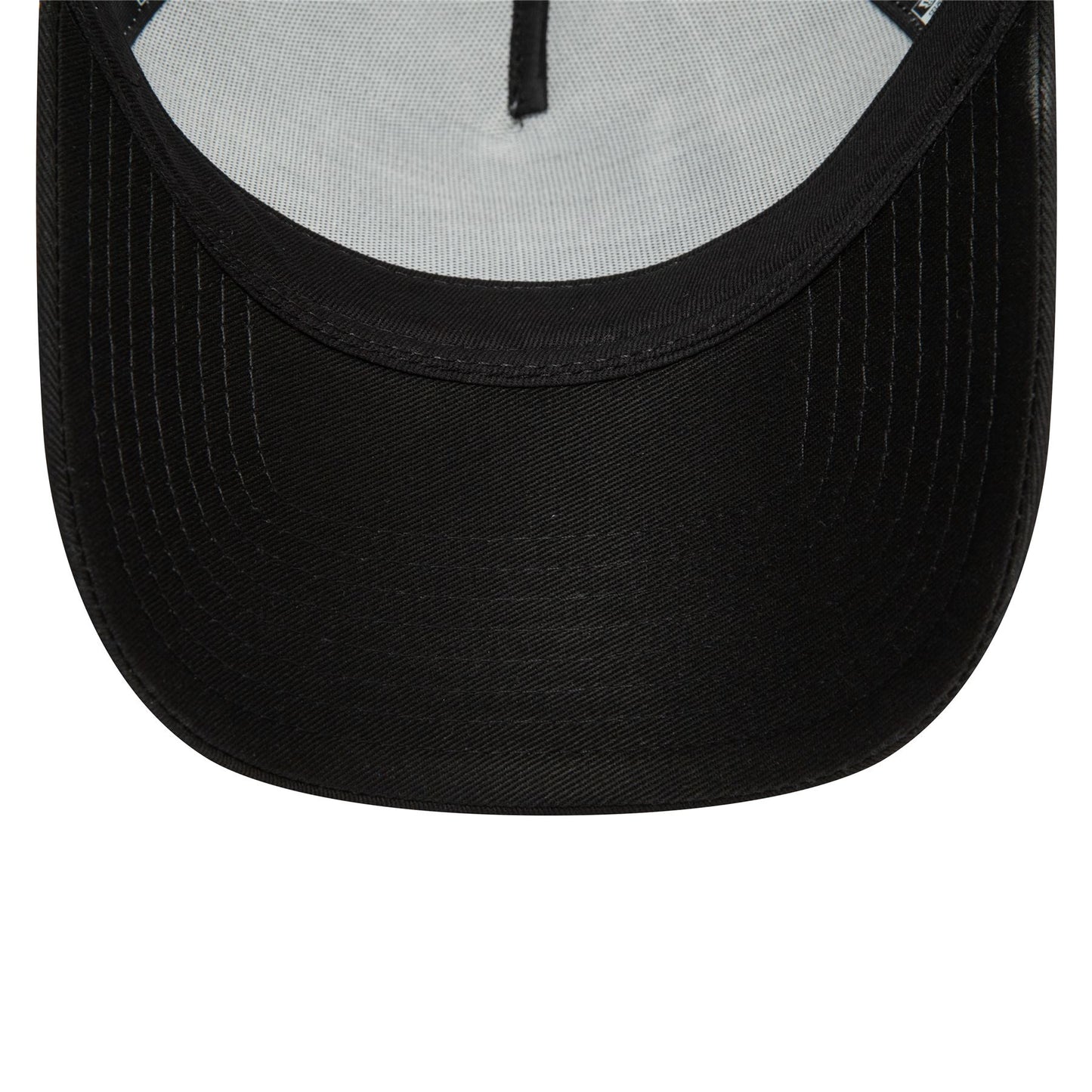 New Era Mens Graphic Trucker Cap ~ Hot Dogs black