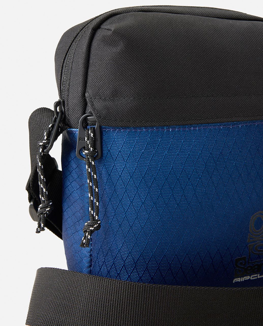 Rip Curl No Idea Zippable Pouch Bag