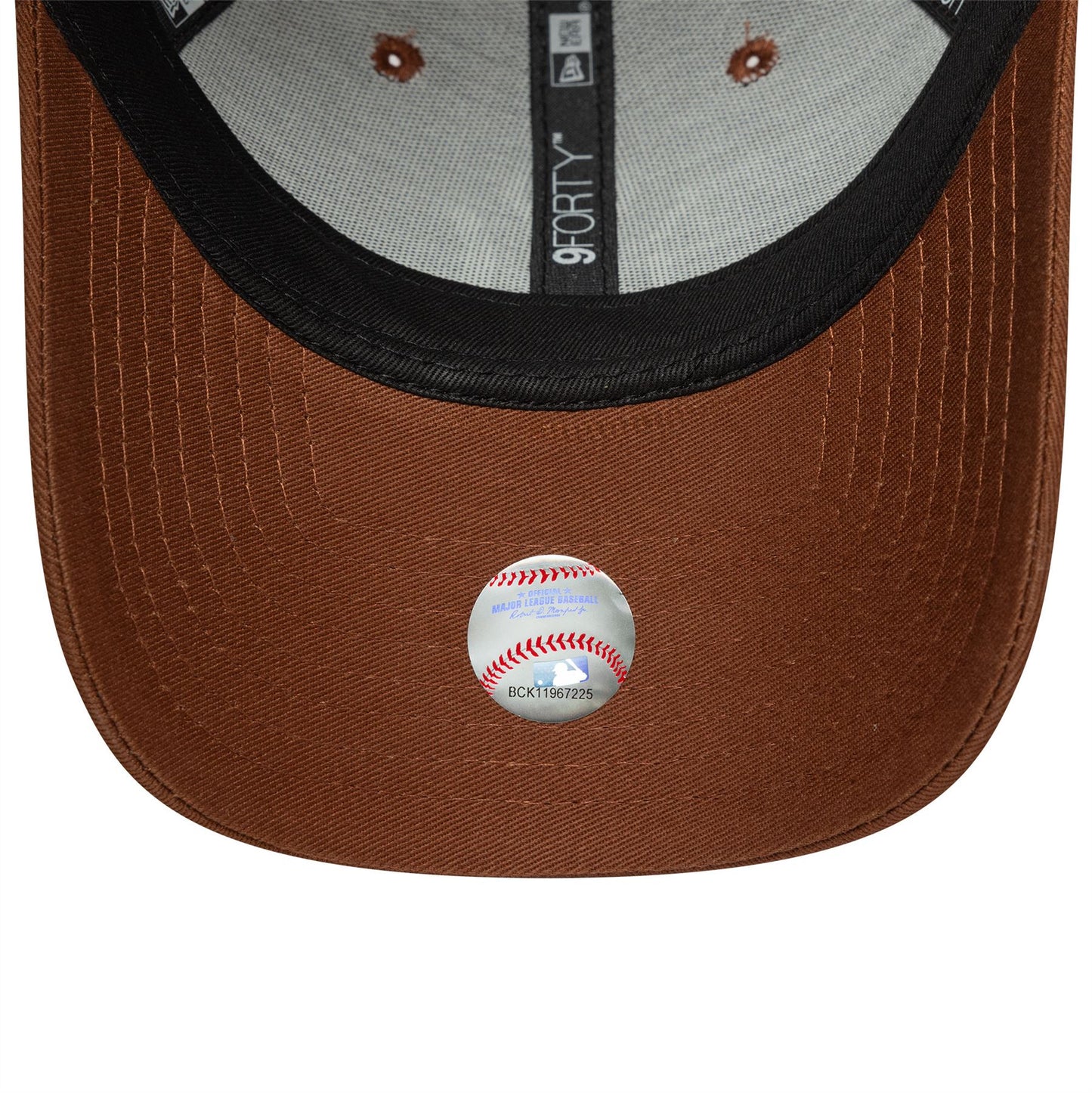 New York Yankees League Essential Brown 9FORTY Adjustable Cap
