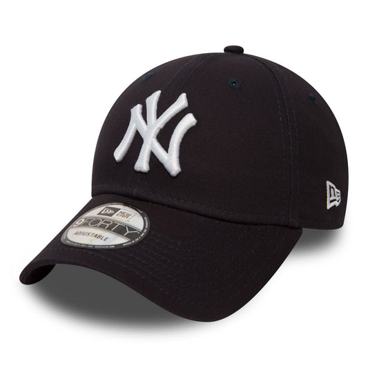 New Era Men's League Basic 9Forty Cap ~ New York Yankees navy white