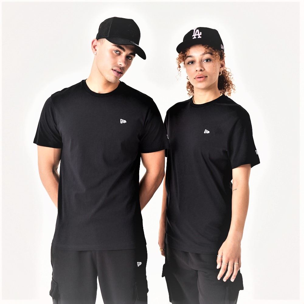 New Era Mens Essentials T-Shirt ~ New Era Black