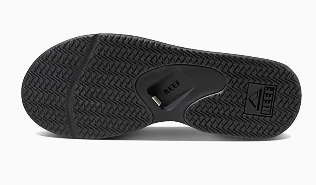 Reef Fanning Mens Water Friendly Grey/Black Sandals With Bottle Opener.