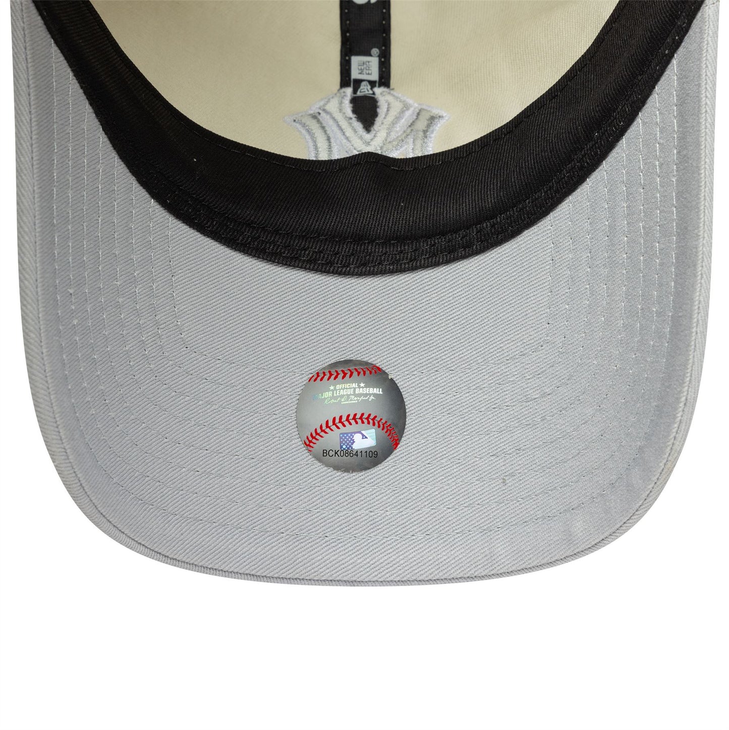 New York Yankees Cooperstown MLB World Series Cream 9TWENTY Adjustable Cap