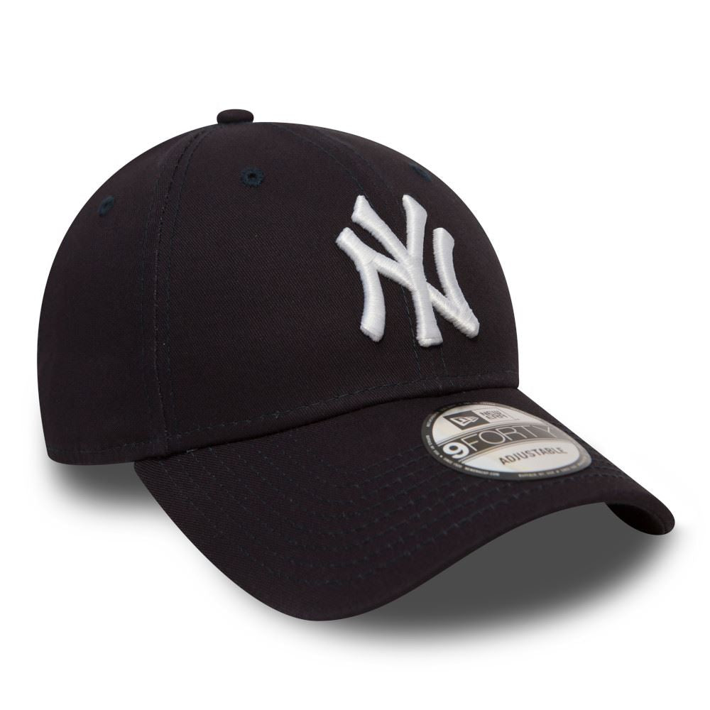 New Era Men's League Basic 9Forty Cap ~ New York Yankees navy white