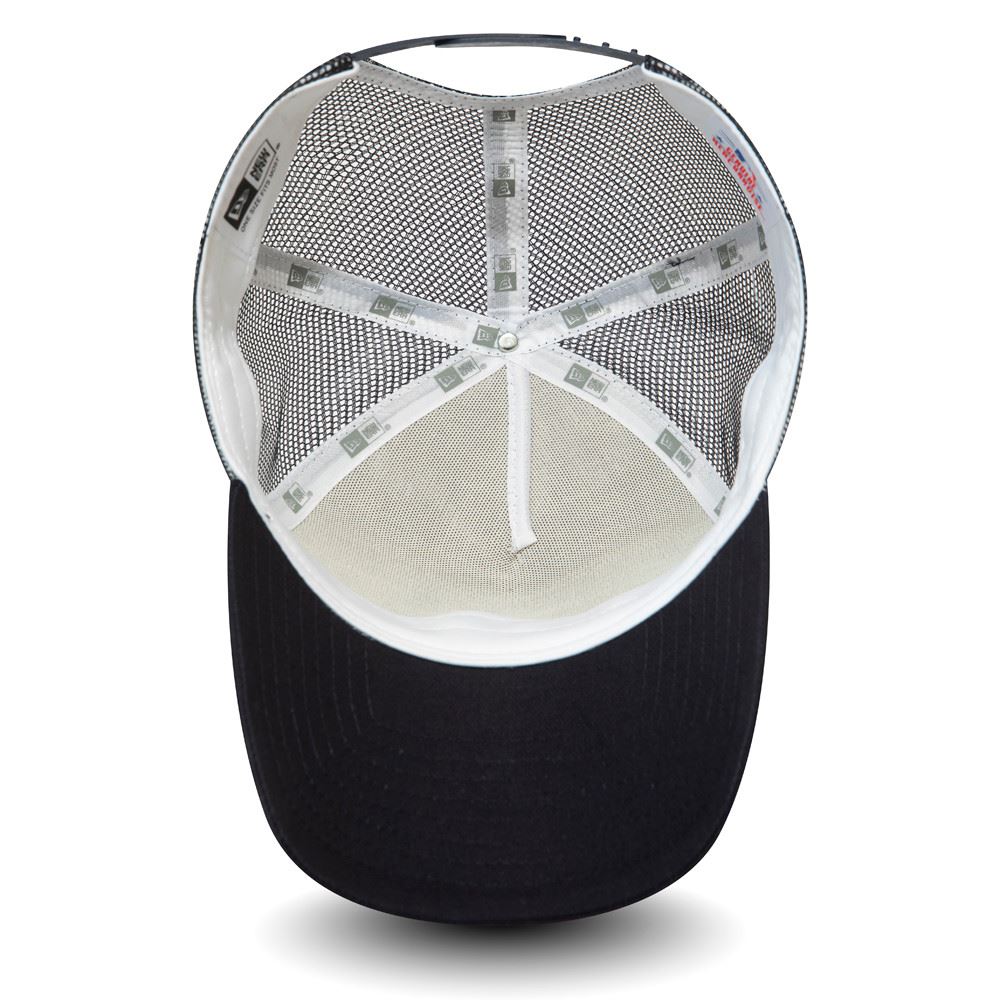 New Era Men's Team Colour Block Trucker Cap ~ New York Yankees white