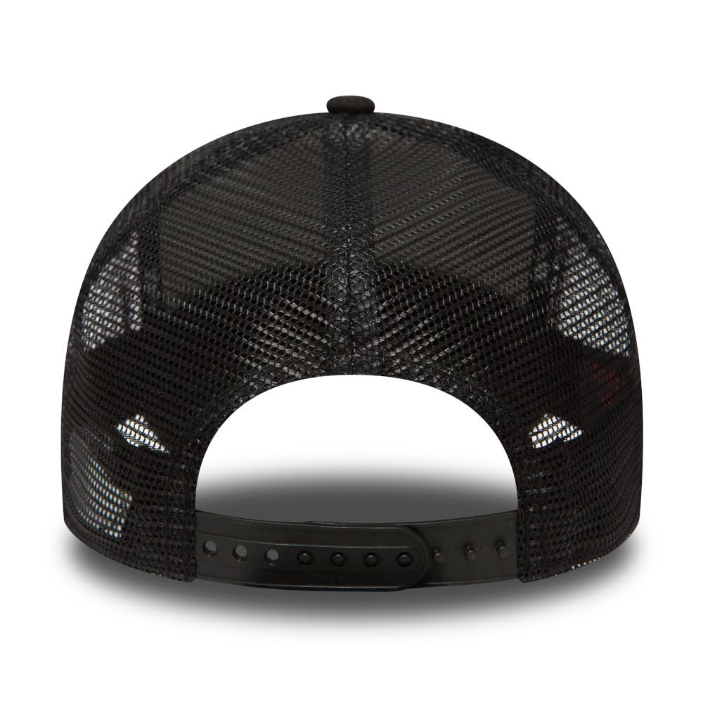 New Era Men's Snapback Trucker Cap ~ New York Yankees black/black