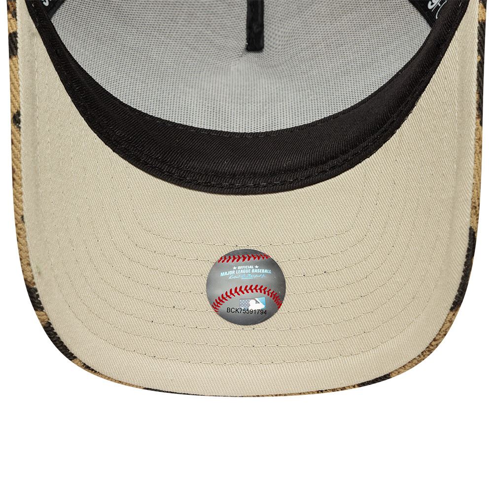 New York Yankees Womens Leopard Trucker 9Forty New Era Cap