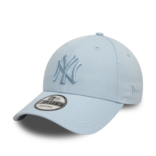 New York Yankees League Essential Pastel Blue 9FORTY Adjustable Cap
