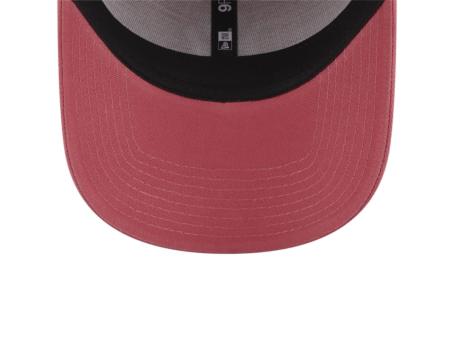 New Era Mens League Essential 940 Adjustable Cap ~ New York Yankees pink