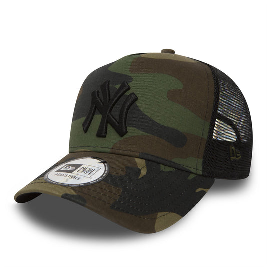 New Era Men's Snapback Trucker Cap ~ New York Yankees camo/black