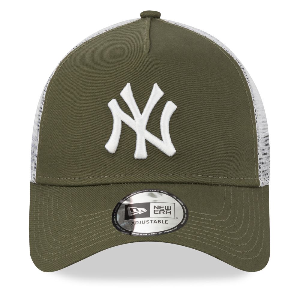 New Era Men's Essential AF Trucker Cap ~ New York Yankees olive